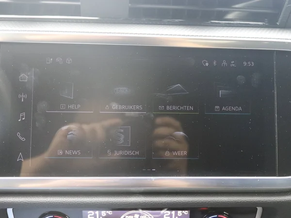 AUDI Q3 Sportback (2021) — foto 32 van 32