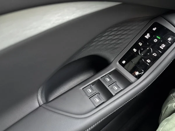 AUDI A5 Avant e-hybrid (PHEV) (2026) — foto 19 van 20