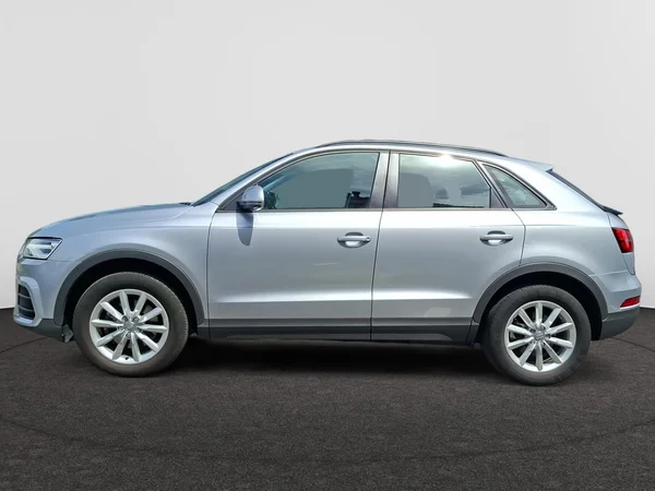AUDI Q3 (2018) — foto 12 van 24