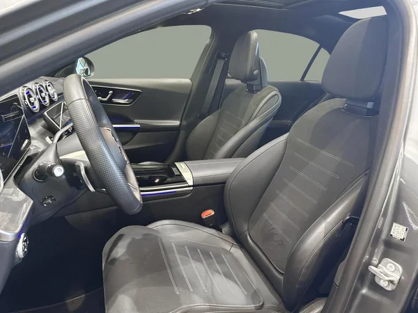 Mercedes-Benz C-Klasse (2024) — foto 9 van 19