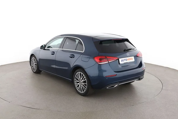 Mercedes-Benz A-Klasse (2021) — foto 10 van 16