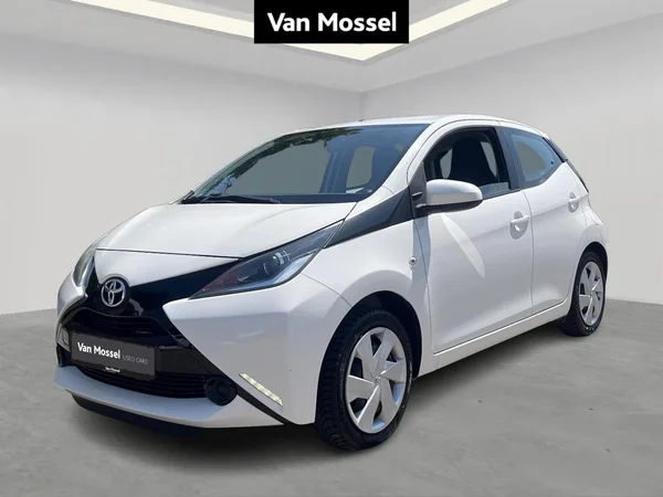 Toyota Aygo (2015) — foto 1 van 19