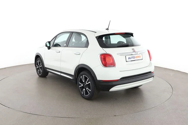Fiat 500X (2018) — foto 10 van 16