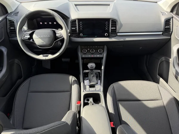 SKODA Karoq (2026) — foto 2 van 20