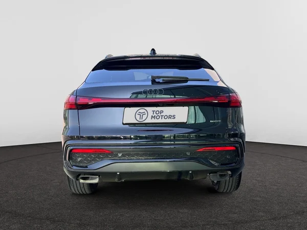 AUDI Q5 Sportback (2026) — foto 9 van 12