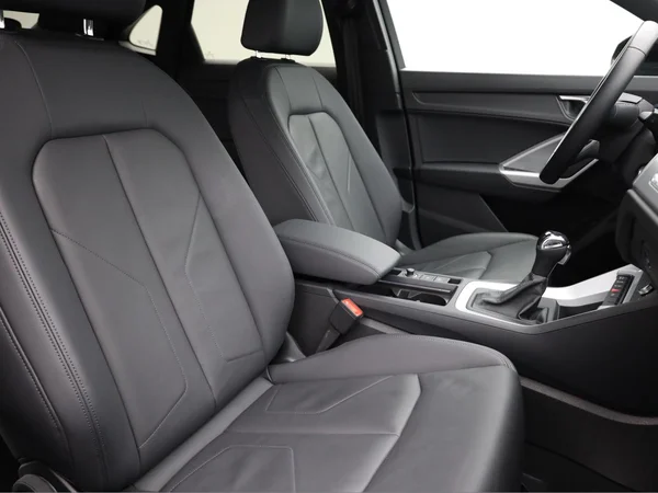 AUDI Q3 Sportback (2021) — foto 18 van 23
