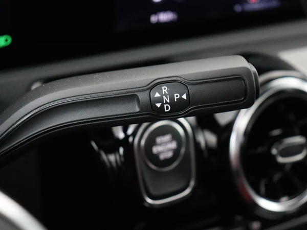 MERCEDES A 250 (2020) — foto 4 van 31