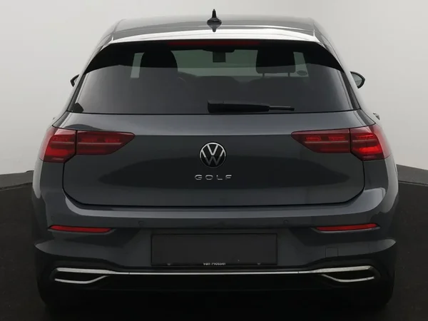 Volkswagen Golf (2023) — foto 20 van 25