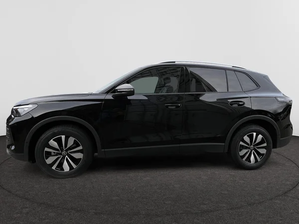 VOLKSWAGEN Tiguan (2025) — foto 12 van 24