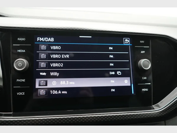 VOLKSWAGEN T-Cross (2023) — foto 20 van 23