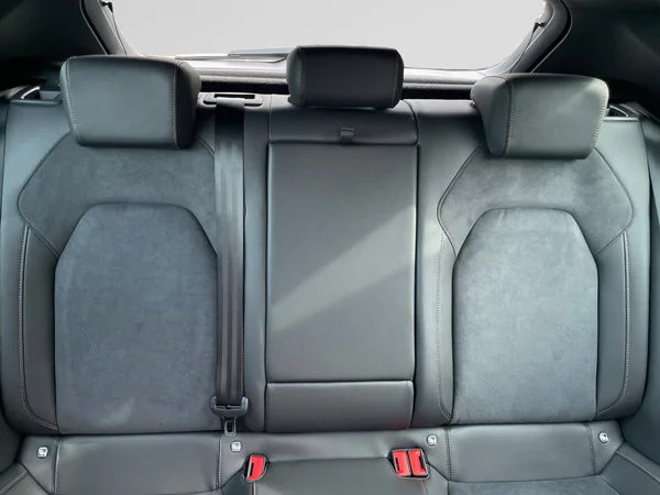 CUPRA Leon (2024) — foto 19 van 22
