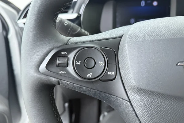 Opel Corsa (2025) — foto 6 van 23