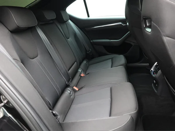 SKODA Octavia (2022) — foto 25 van 25