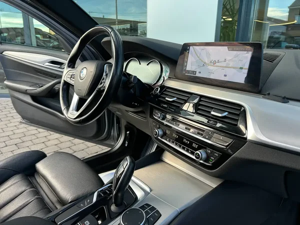 Bmw 520 (2018) — foto 4 van 29
