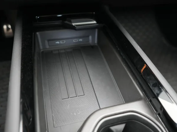 VOLKSWAGEN ID.7 Tourer (2026) — foto 16 van 39