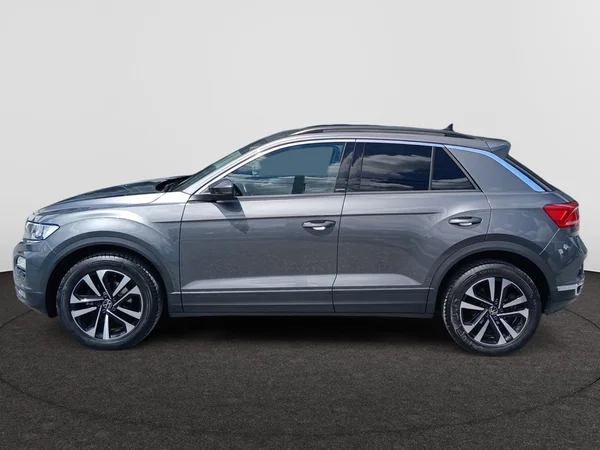 VOLKSWAGEN T-Roc (2021) — foto 10 van 18