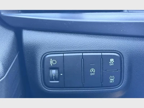 Hyundai i20 (2022) — foto 10 van 21