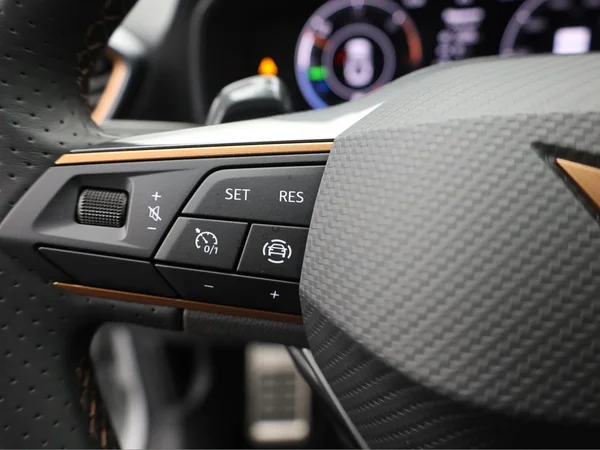 CUPRA Leon ST e-Hybrid (PHEV) (2025) — foto 5 van 20