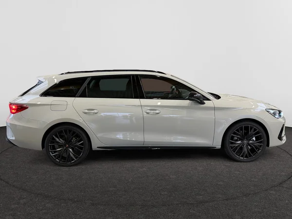 CUPRA Leon ST e-Hybrid (PHEV) (2026) — foto 13 van 24