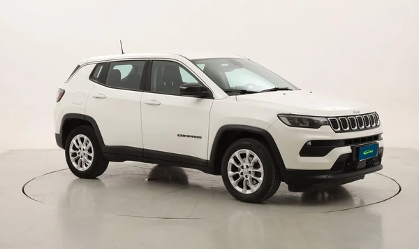 Jeep Compass (2021) — foto 25 van 27
