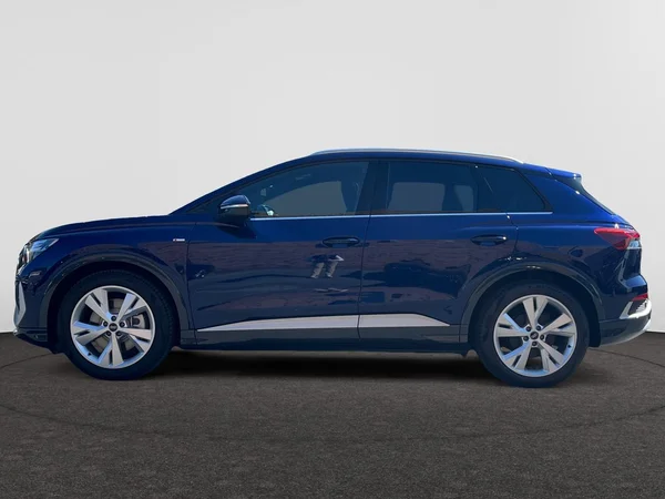 AUDI Q4 e-tron (2025) — foto 12 van 24