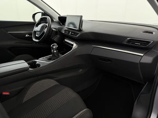 PEUGEOT 3008 (2022) — foto 3 van 27