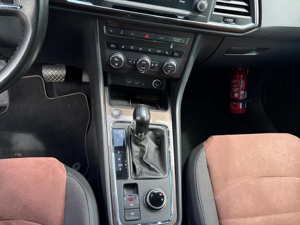 SEAT Ateca (2017) — foto 3 van 22