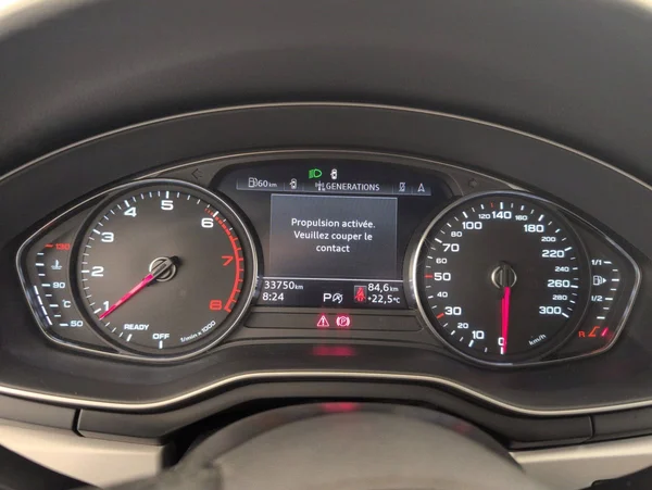 Audi A4 sw (2022) — foto 14 van 35