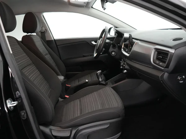 Kia Stonic (2025) — foto 4 van 22
