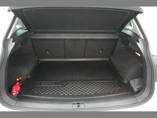 VOLKSWAGEN Tiguan (2016) — foto 7 van 30