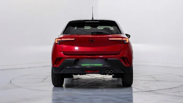 Opel Mokka (2022) — foto 34 van 58
