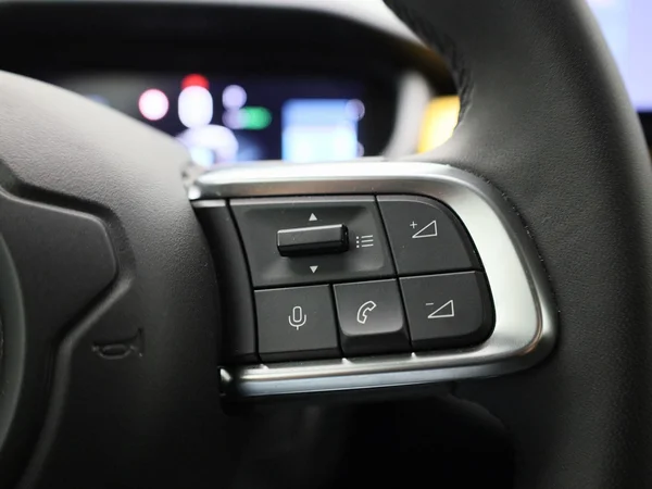 Jeep Avenger (2024) — foto 25 van 42