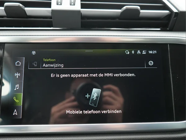 AUDI Q3 PHEV (2022) — foto 17 van 29