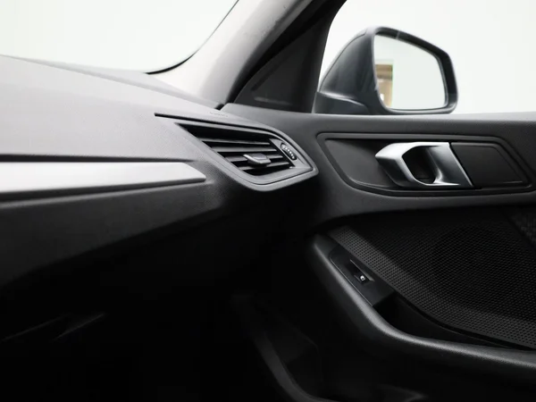 BMW 1 Reeks (2022) — foto 17 van 39