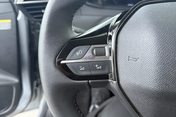 Peugeot 208 (2024) — foto 6 van 16