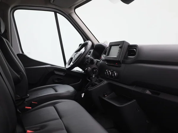 Renault Master (2023) — foto 28 van 40