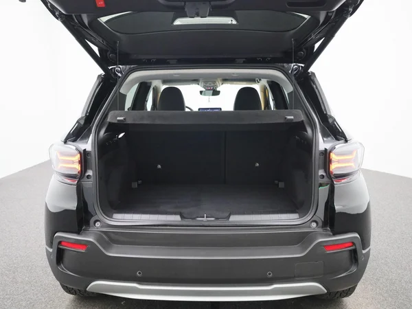 Jeep Avenger (2023) — foto 2 van 30