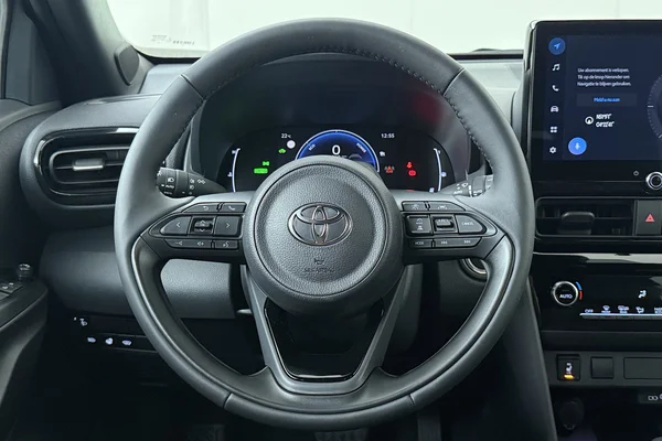 Toyota Yaris Cross Hybrid (HEV) (2026) — foto 2 van 16