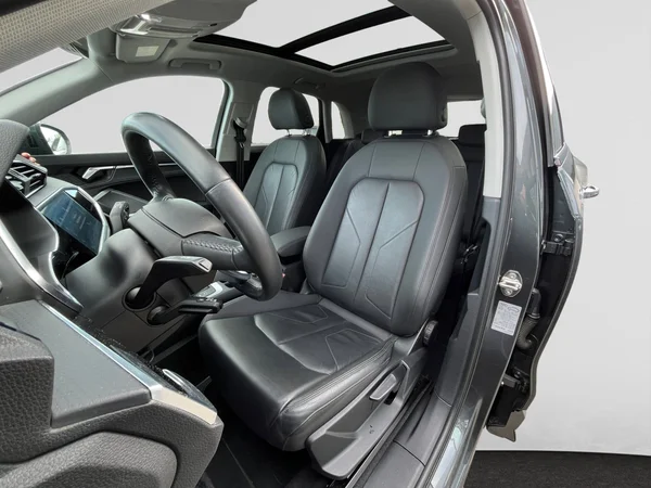 AUDI Q3 (2019) — foto 8 van 23