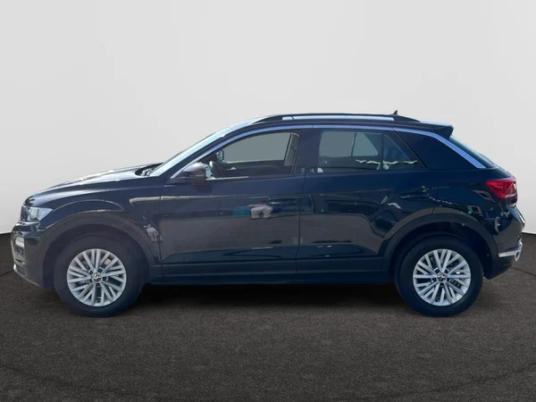 VOLKSWAGEN T-Roc (2021) — foto 3 van 22