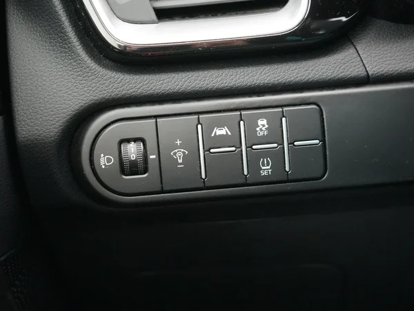 Kia cee'd (2024) — foto 16 van 29