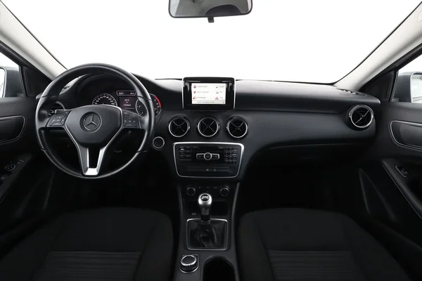 Mercedes-Benz A-Klasse (2015) — foto 3 van 16