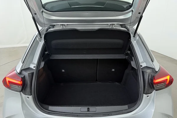 Opel Corsa (2025) — foto 14 van 18