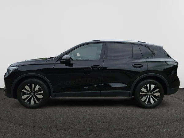 VOLKSWAGEN Tiguan (2026) — foto 12 van 24
