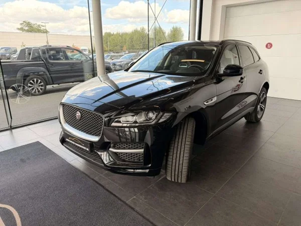 Jaguar F-PACE (2020) — foto 17 van 23