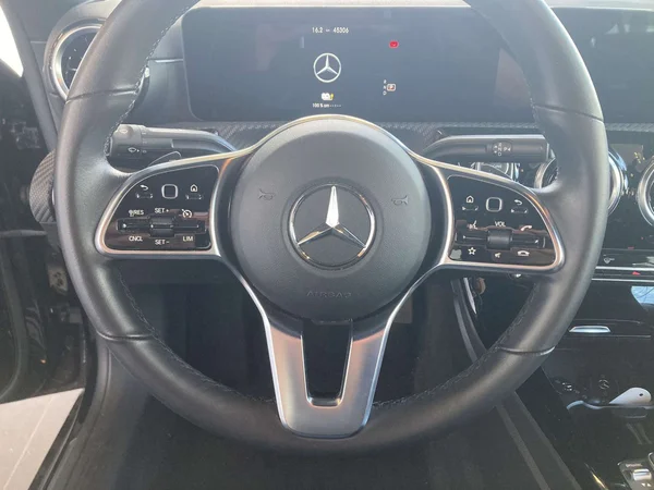 Mercedes-Benz CLA (2022) — foto 10 van 22