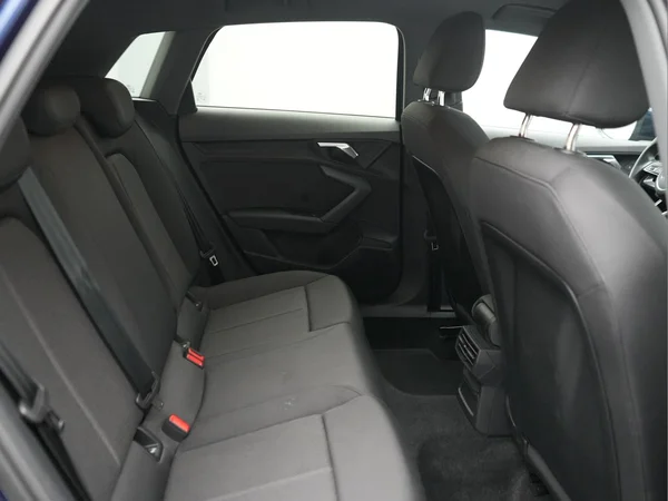 AUDI A3 Sportback PHEV (2024) — foto 3 van 30