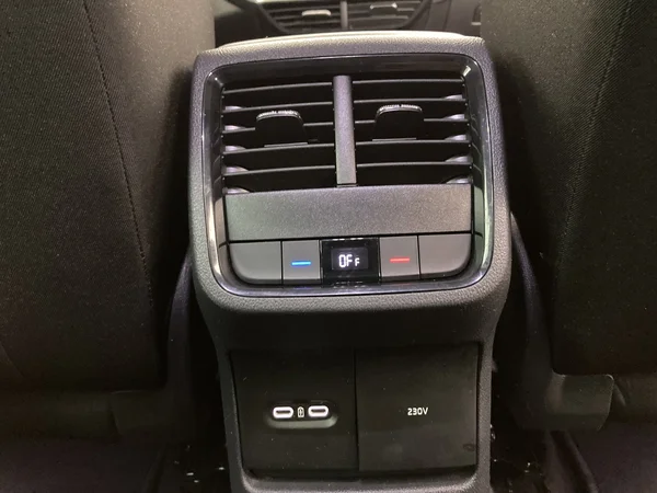 SKODA Octavia Combi (2022) — foto 5 van 35