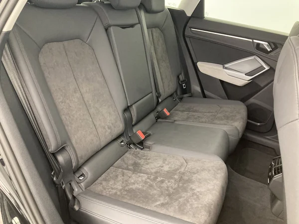 AUDI Q3 (2022) — foto 15 van 28