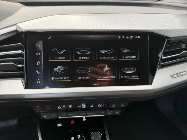 AUDI Q4 Sportback e-tron (2026) — foto 5 van 24